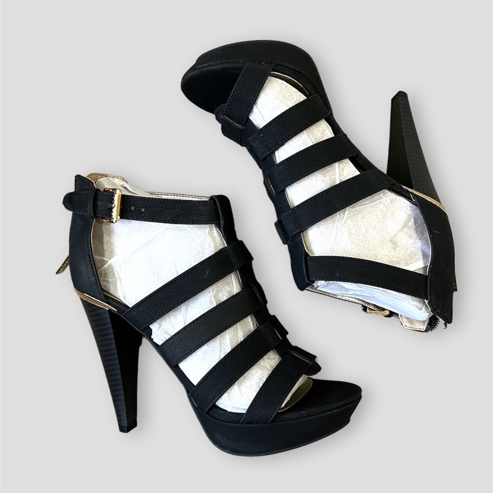 Guess Caged / gladiator Heels (Nancee)